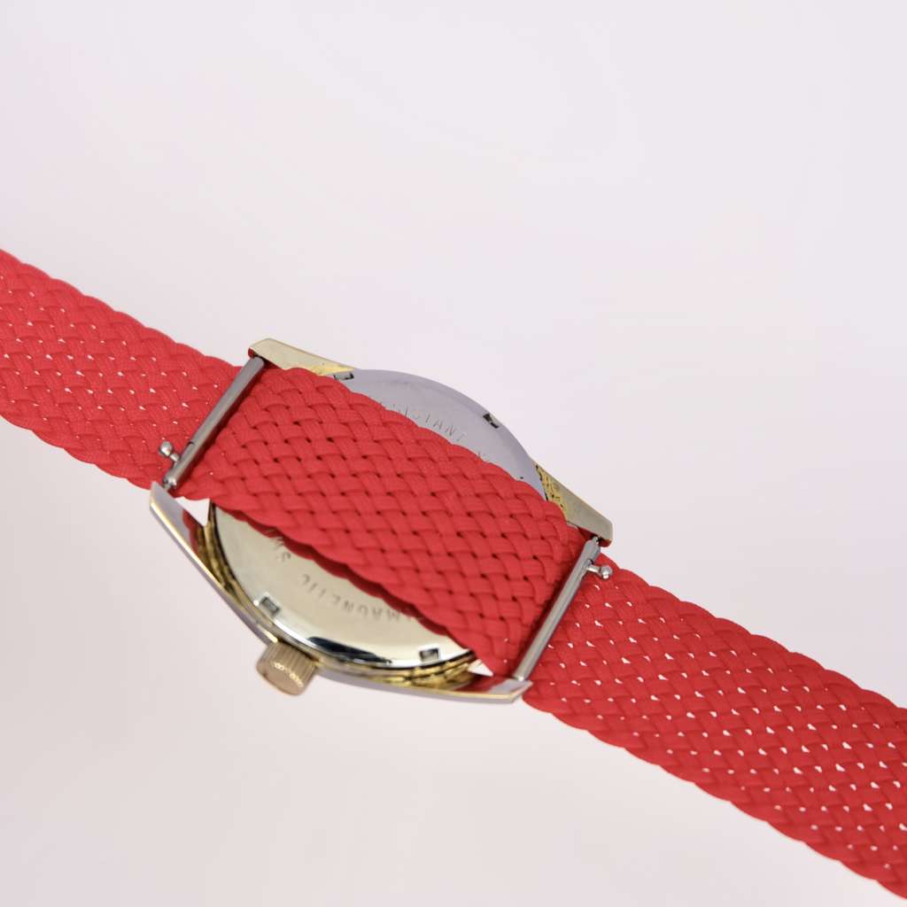 montre francaise mecanique femme enfant