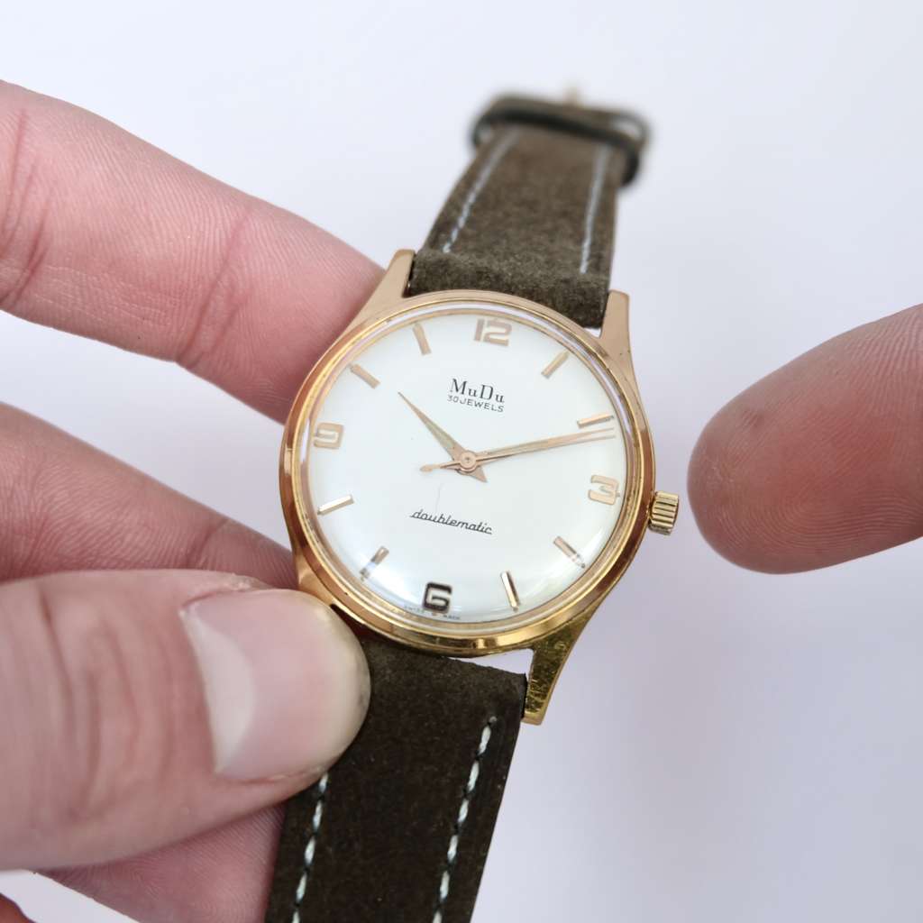 montre vintage mudu suisse