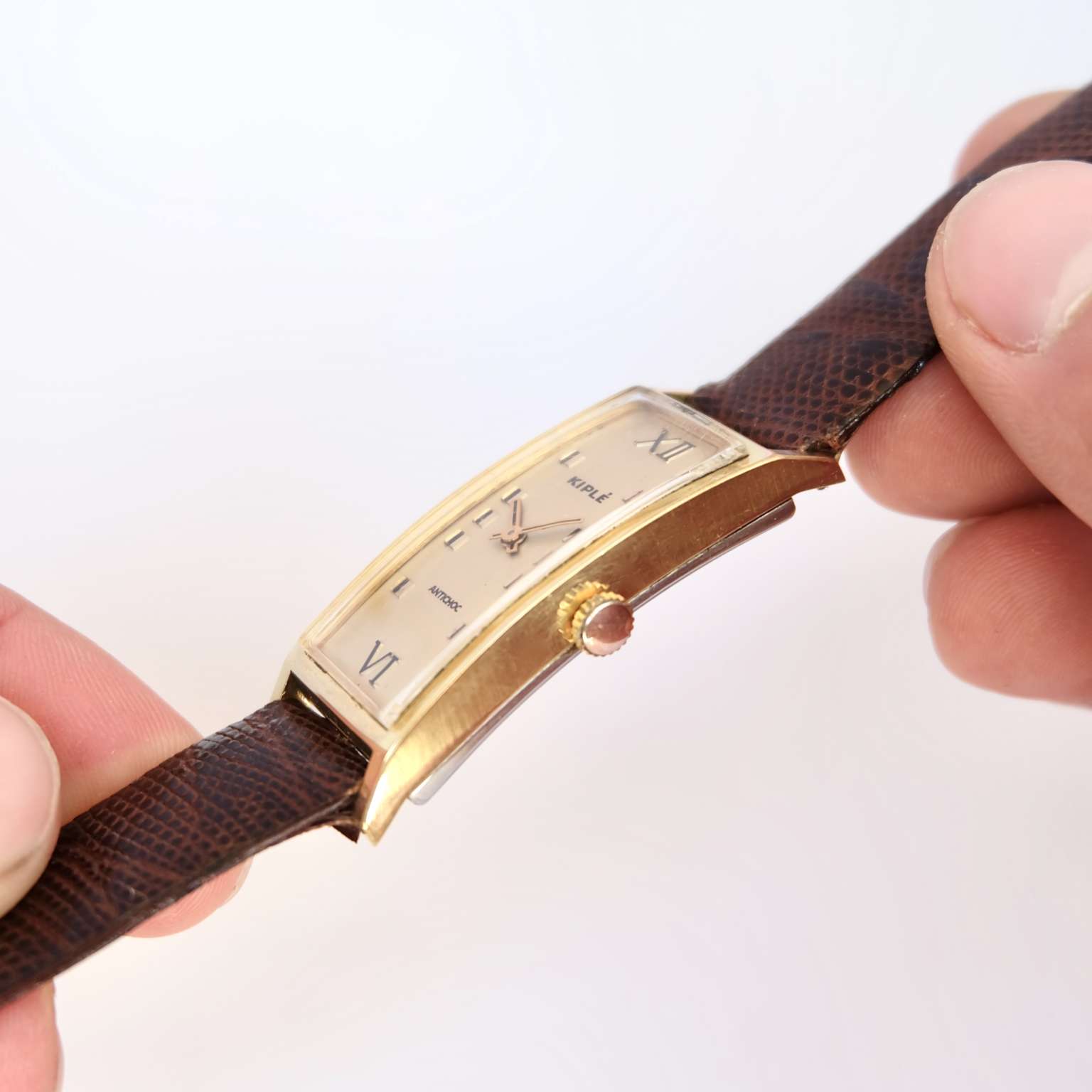 ANCIENNE MONTRE DE femme KIPLE, non fonctionnelle, remontoir bloqué