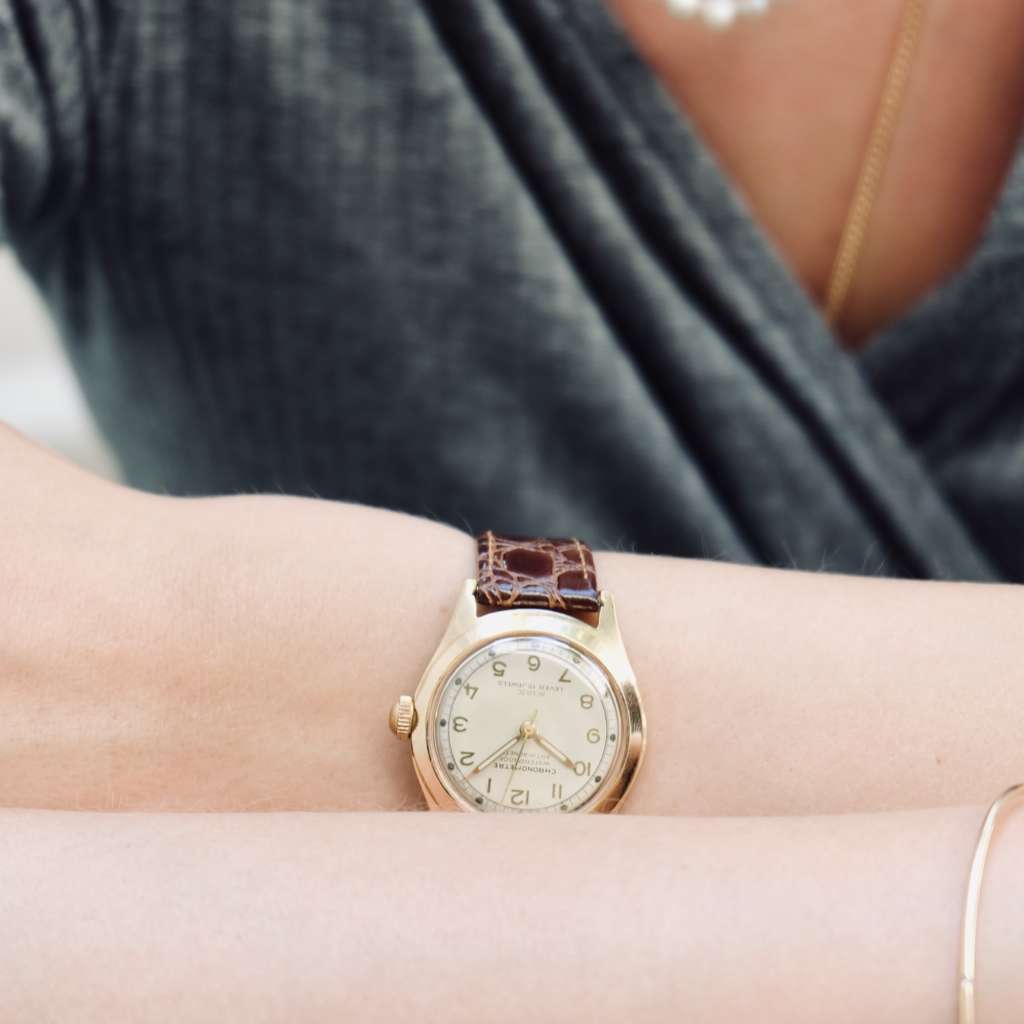 Montre femme or médecin Montre femme or médecin