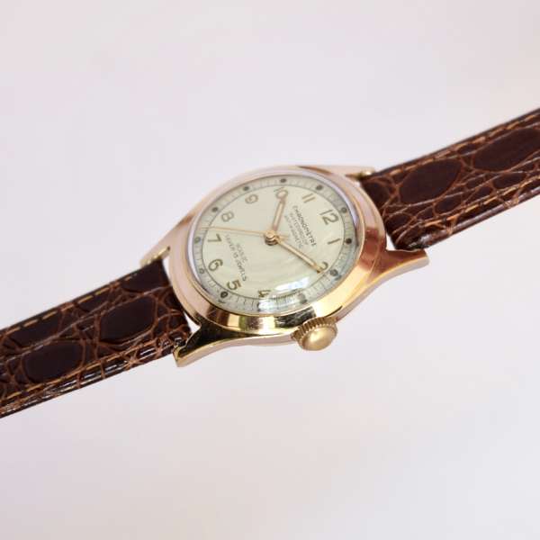 Montre vintage sous garantie automatique chronomètre médecin vintage