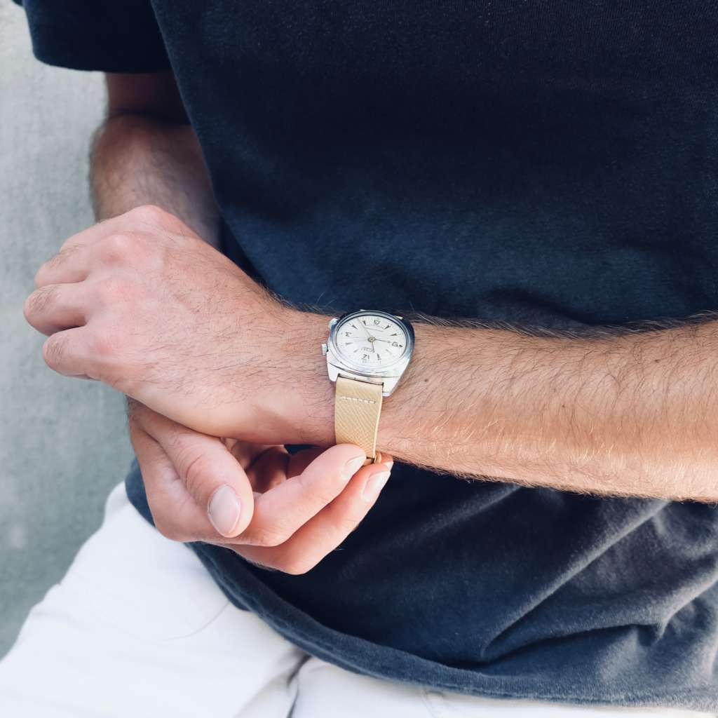 Jolie montre homme vintage soviet Jolie montre homme vintage soviet