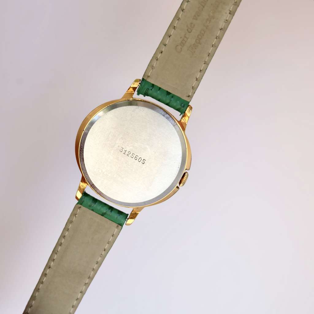 Montre à remontage vintage femme Montre à remontage vintage femme