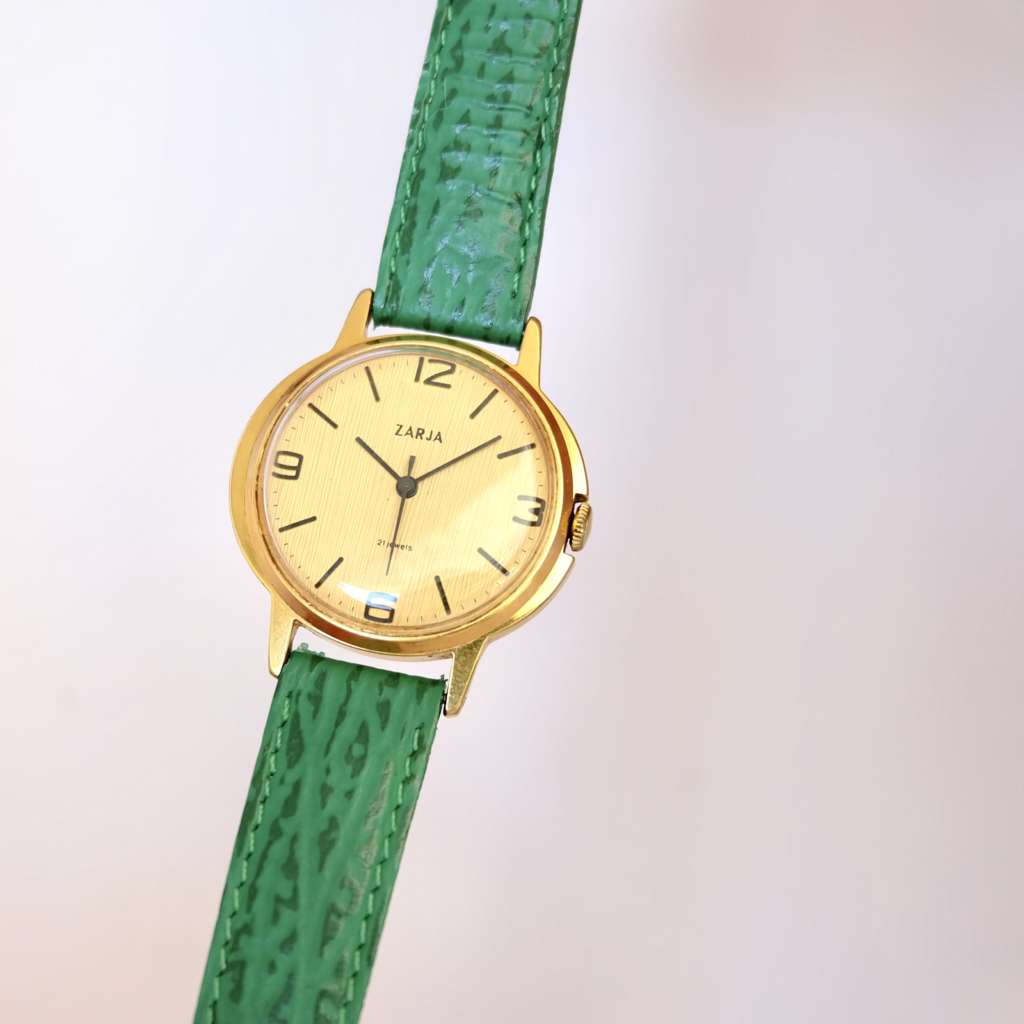 Montre femme mécanique russe Montre femme mécanique russe