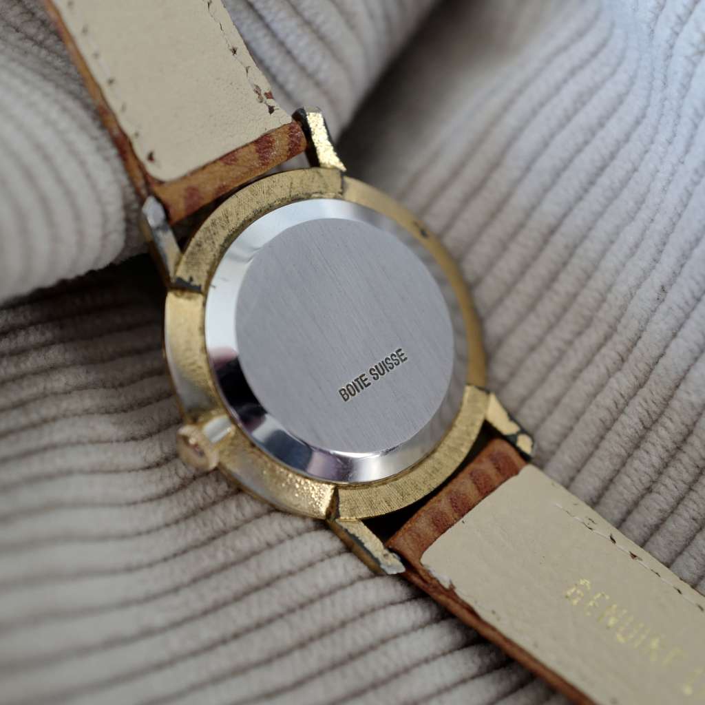 Montre femme or date R231 lip Montre femme or date R231 lip