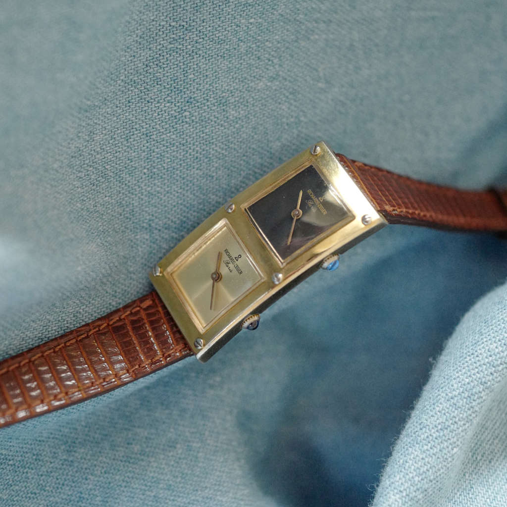 Montre double fuseaux horaire française pour femme