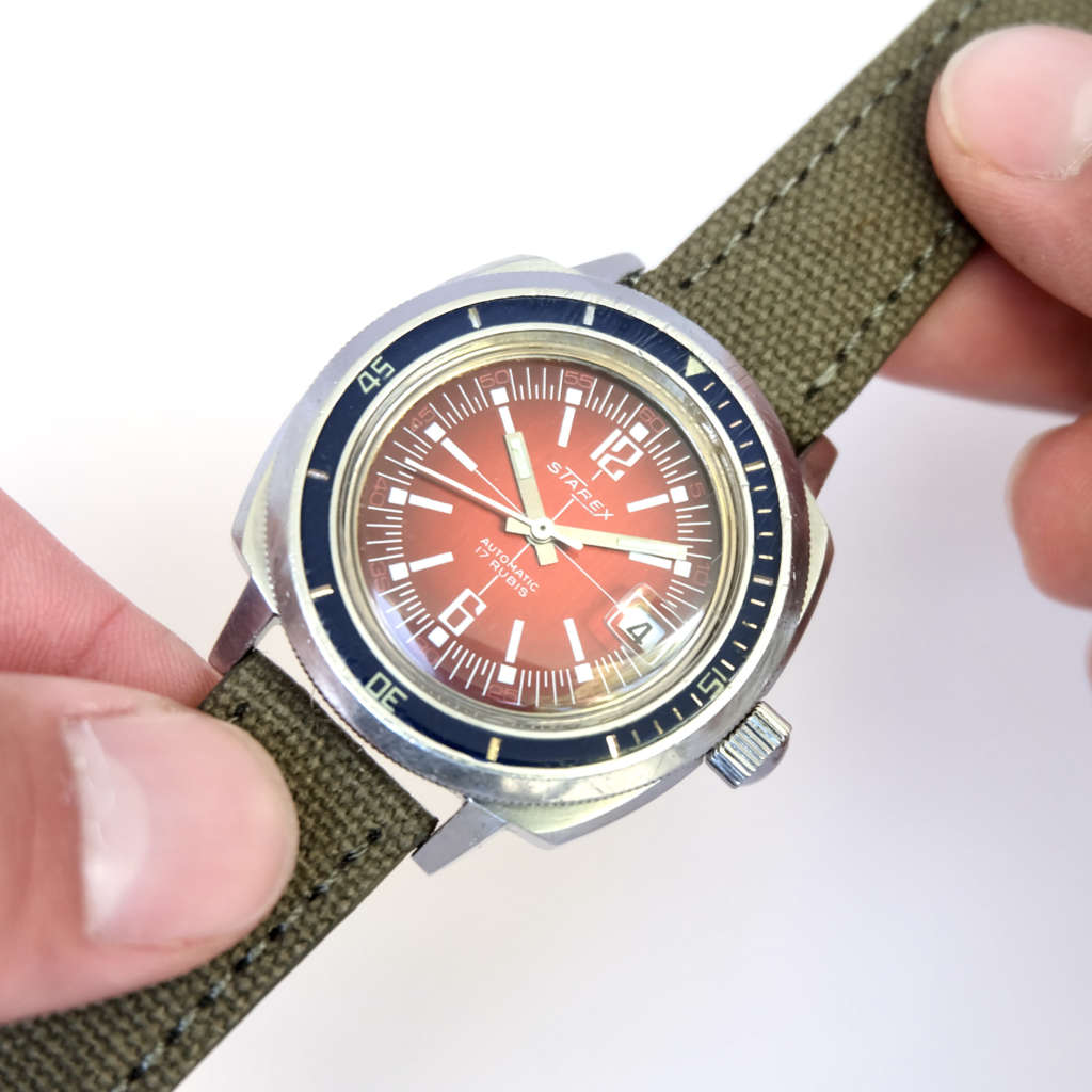 Montre plongée vintage baby panerai FE rouge