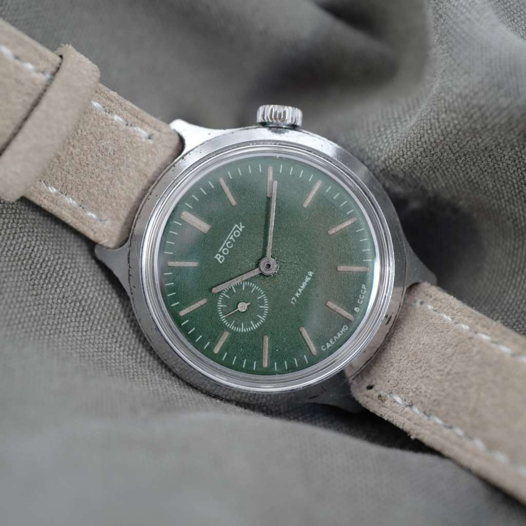 Montre verte kaki kakhi soviétique Montre verte kaki kakhi soviétique