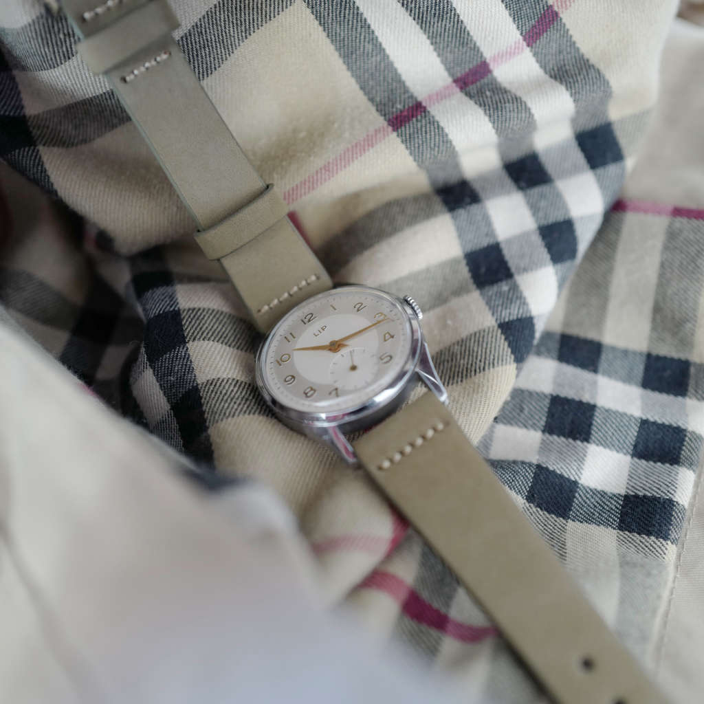 Montre ancienne lip r25 française