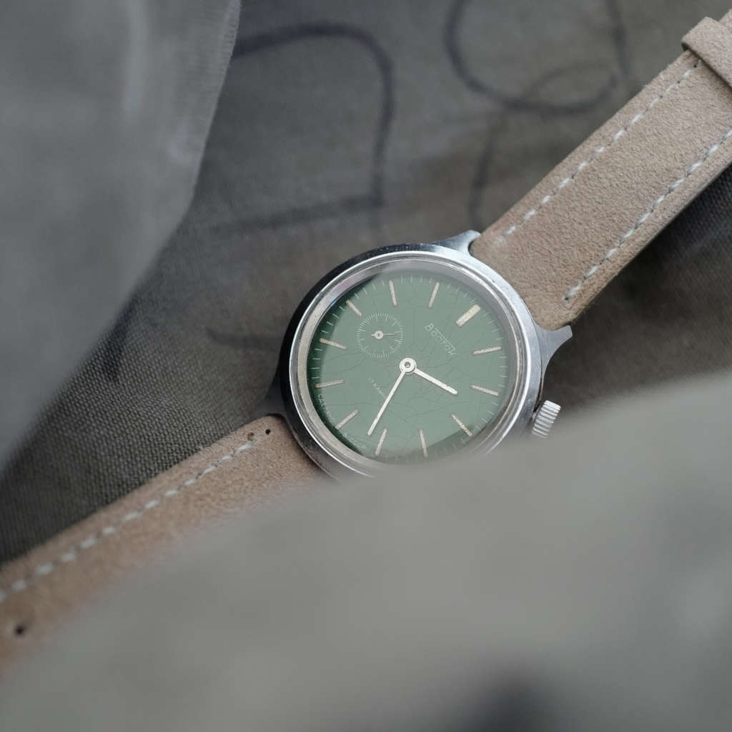 Montre ancienne russe soviétique