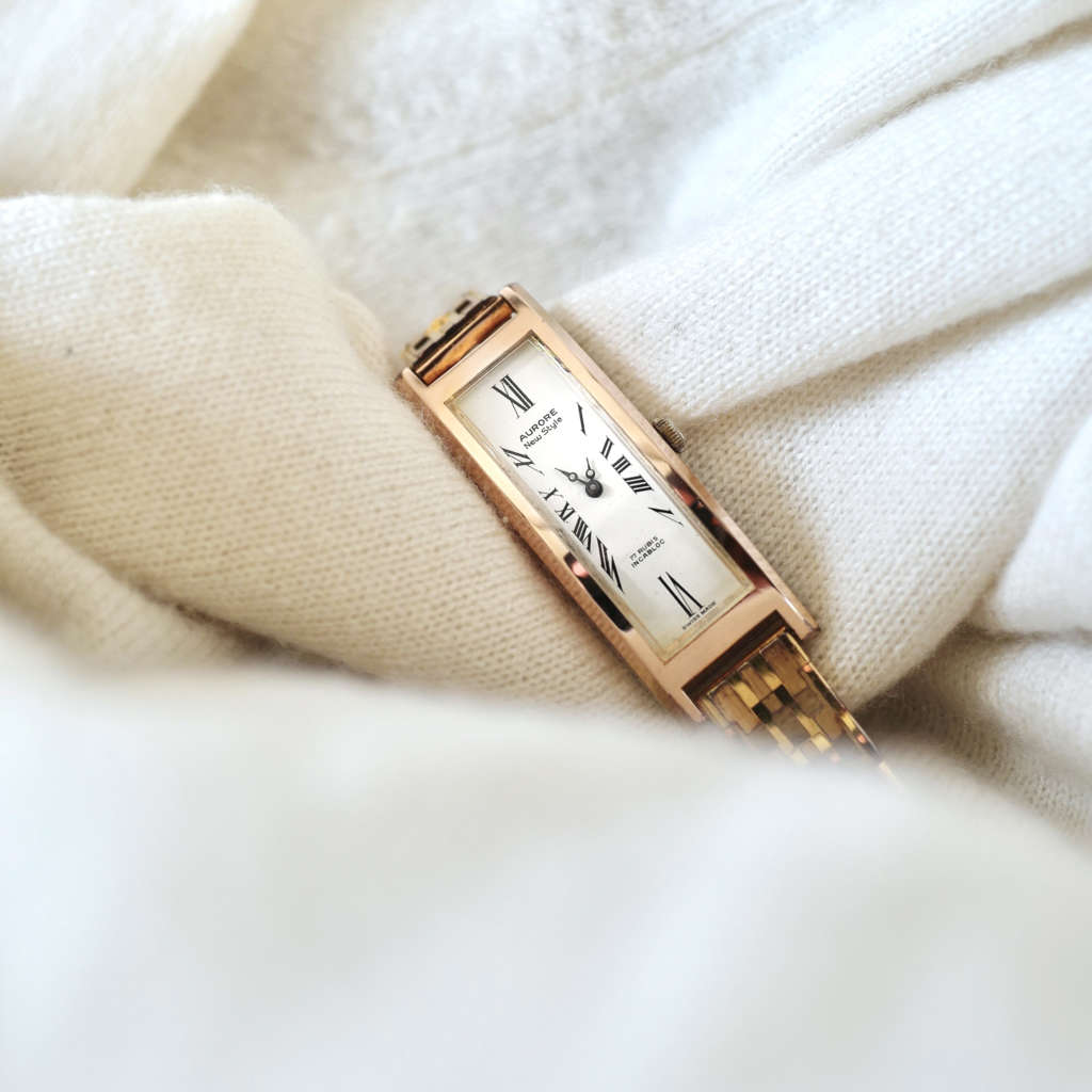 Montre bracelet or femme vintage