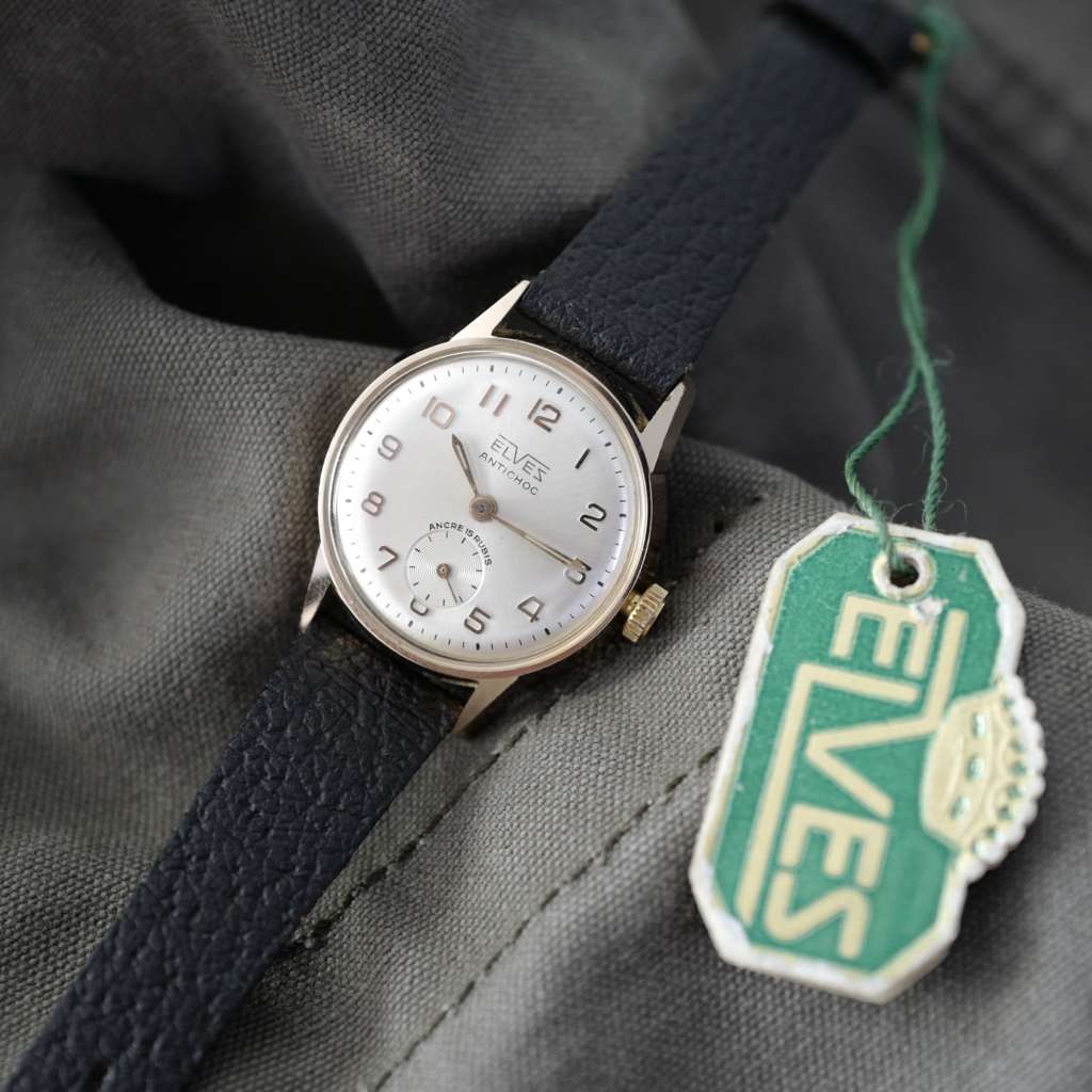 Montre vintage femme or