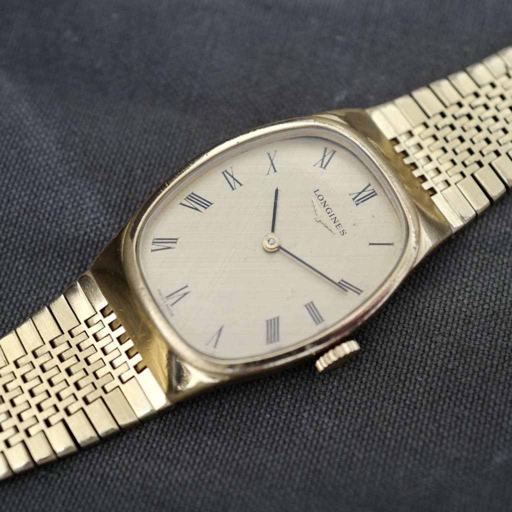 Montre vintage Longines bracelet doré Montre vintage Longines bracelet doré