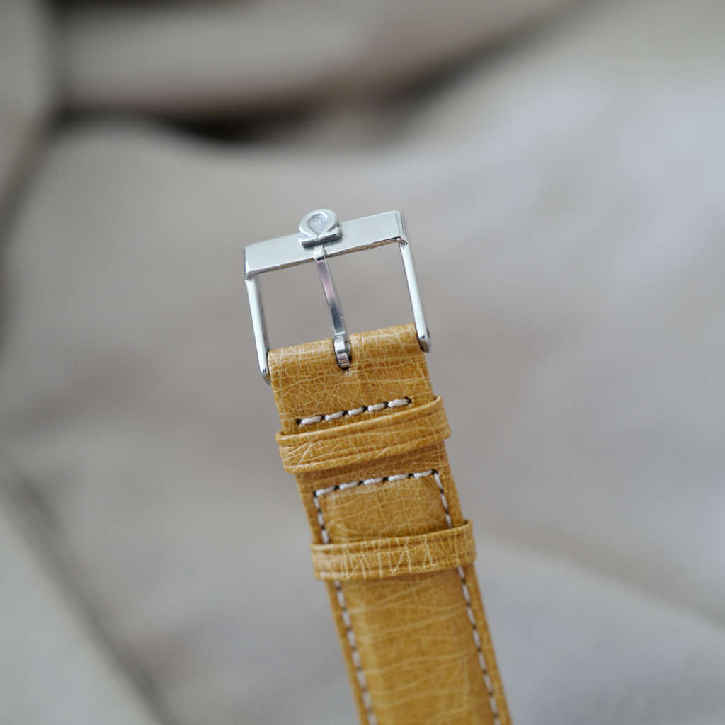 Montre Omega aiguilles patinée Montre Omega aiguilles patinée