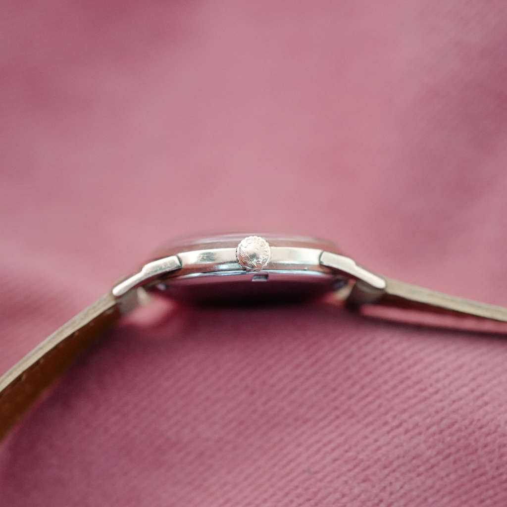 Longines vintage clous de paris ancienne or Longines vintage clous de paris ancienne or