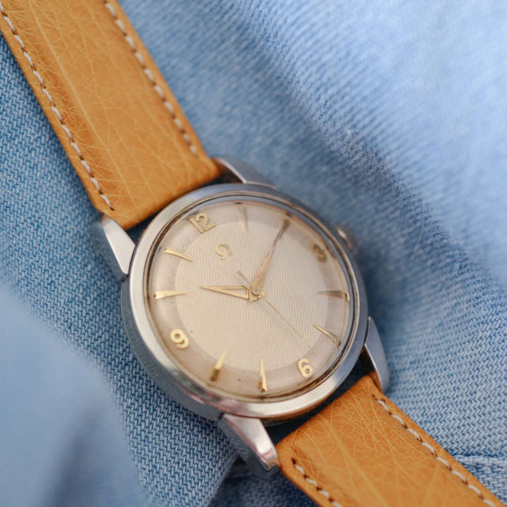 Montre Omega Seamaster ancienne restaurée Montre Omega Seamaster ancienne restaurée