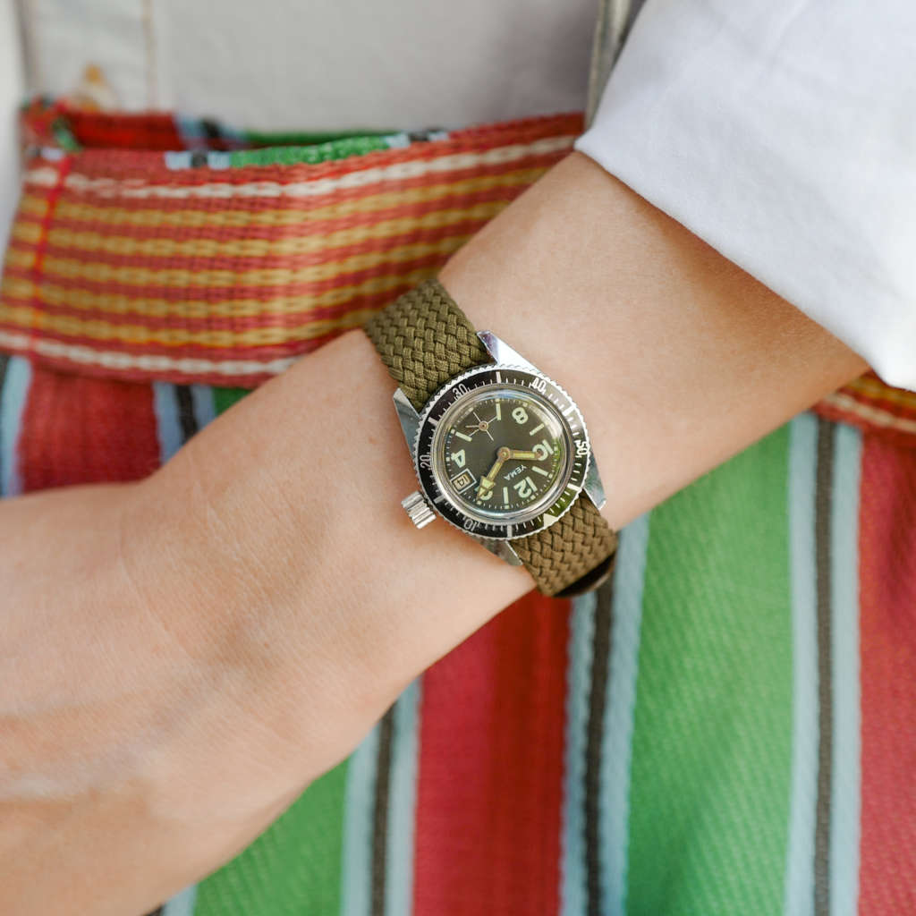 Vintage montre ancienne Submariner manuelle femme