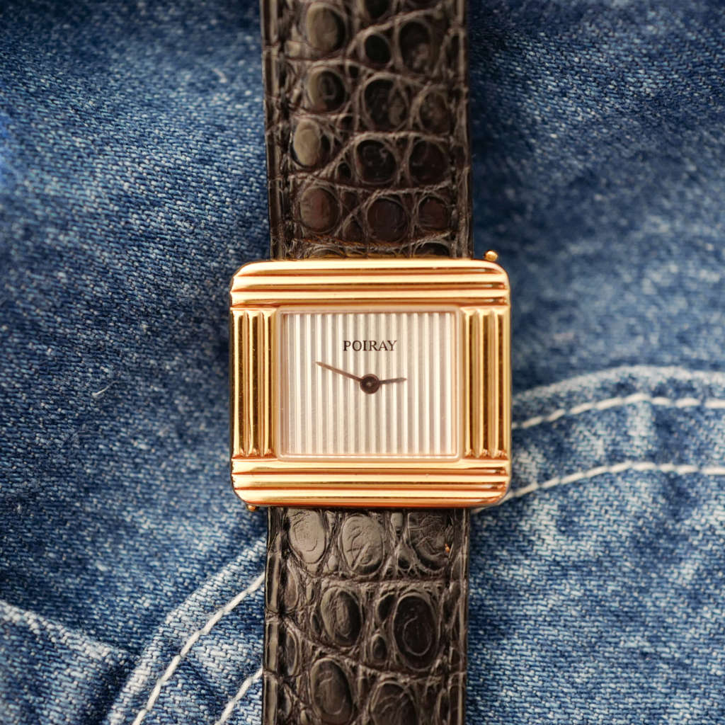 Jolie montre Poiray occasion or jaune Jolie montre Poiray occasion or jaune
