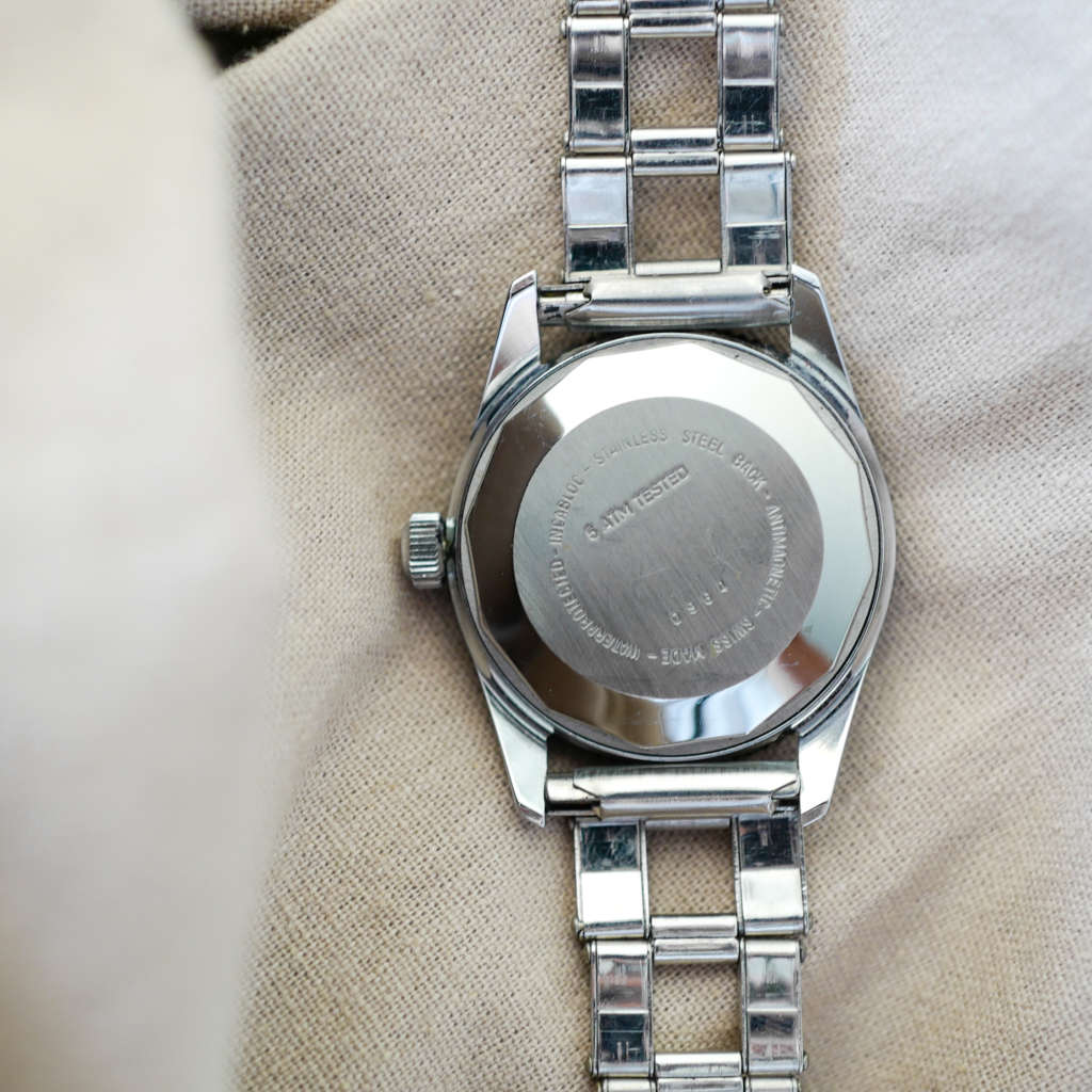 Montre vintage mécanique ancienne Montre vintage mécanique ancienne