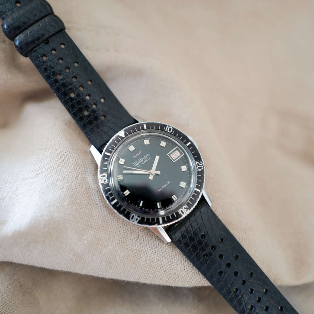 Montre de plongée vintage manuelle ancienne