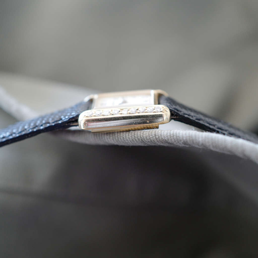 Montre habillée pour femme or et diamant Montre habillée pour femme or et diamant