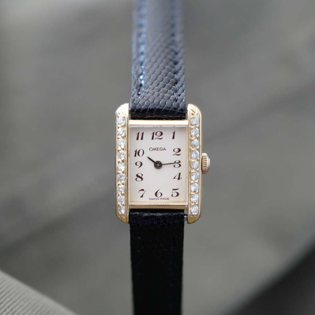 Montre Omega femme tank or et diamants Montre Omega femme tank or et diamants
