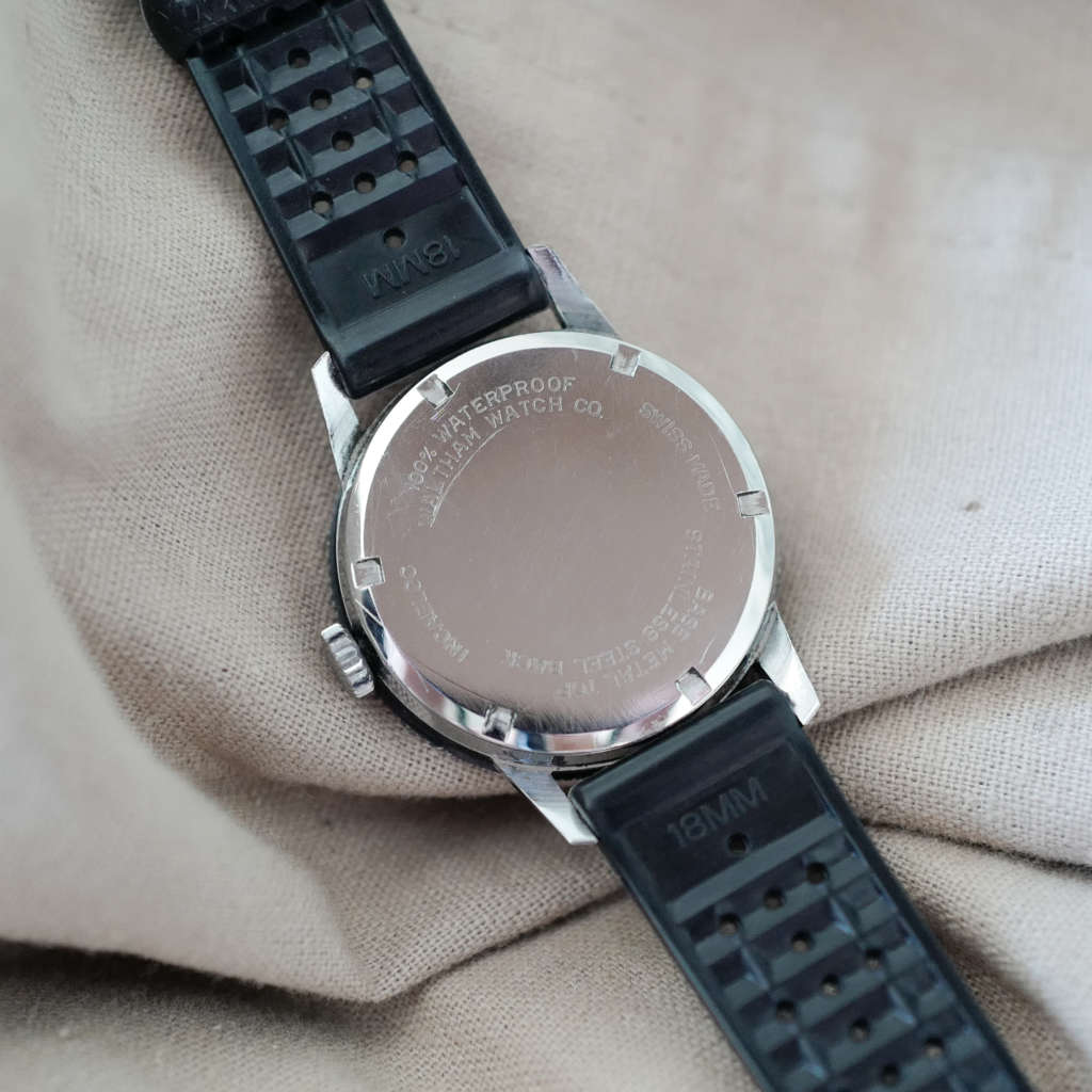 Montre vintage sportive plongée