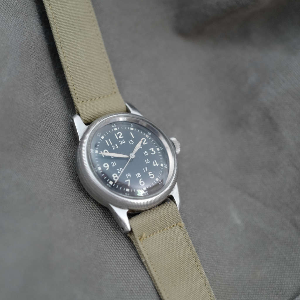 Montre vintage Waltham Bulova Elgin A-17 guerre du Viet-Nam Montre vintage Waltham Bulova Elgin A-17 guerre du Viet-Nam
