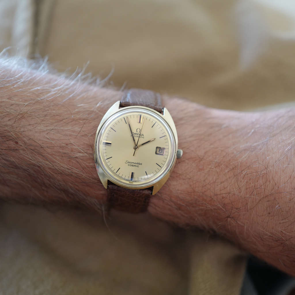 Omega seamaster cosmic dorée