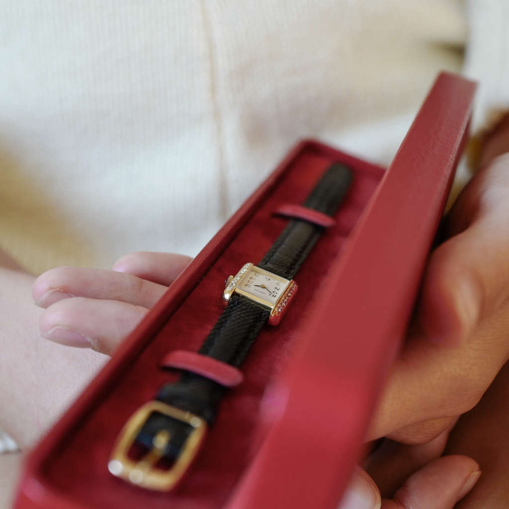 Vintage Omega boite femme Vintage Omega boite femme