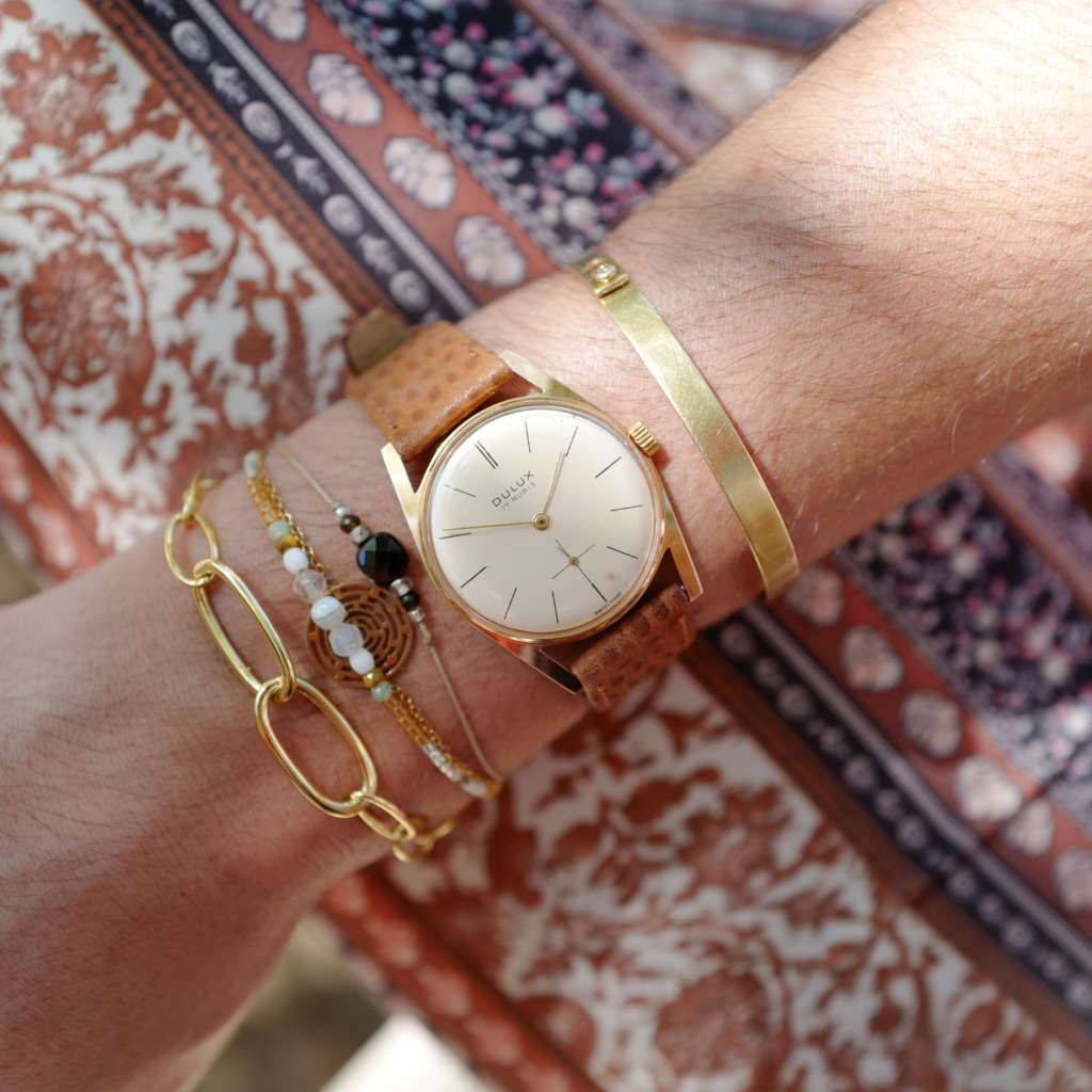 Montre habillée vintage dorée femme homme Montre habillée vintage dorée femme homme