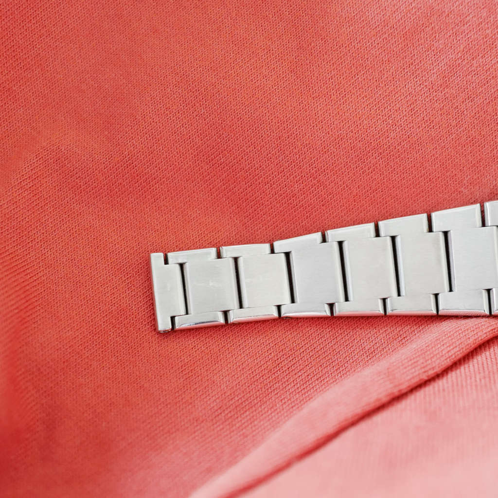 Rolex Oysterquartz fond noir cadran 17000