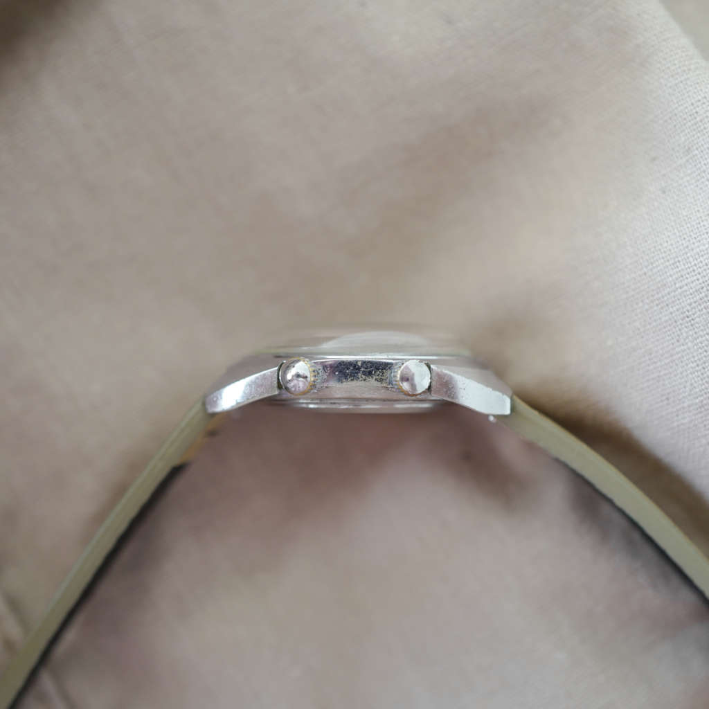 Montre réveil vintage soviétique Montre réveil vintage soviétique