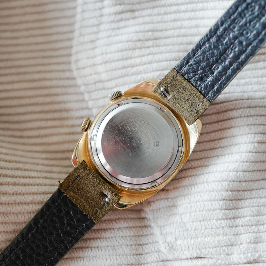 Montre soviétique vintage Montre soviétique vintage