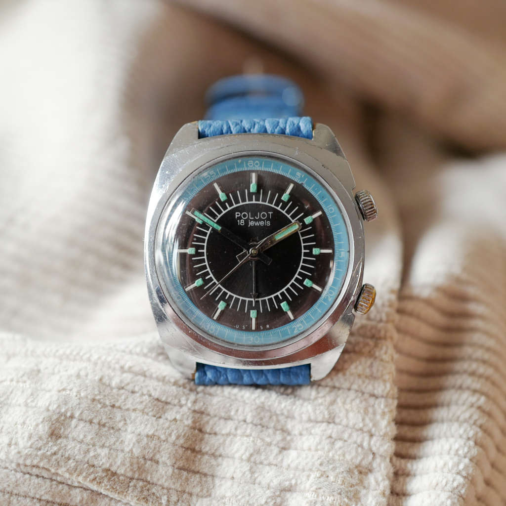 Soviétique montre Russe cadran noir ancien Soviétique montre Russe cadran noir ancien