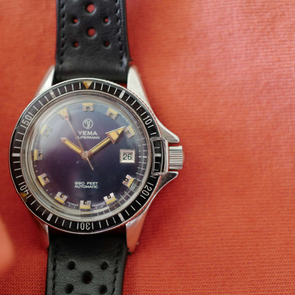 Montre française vintage France Yema Superman