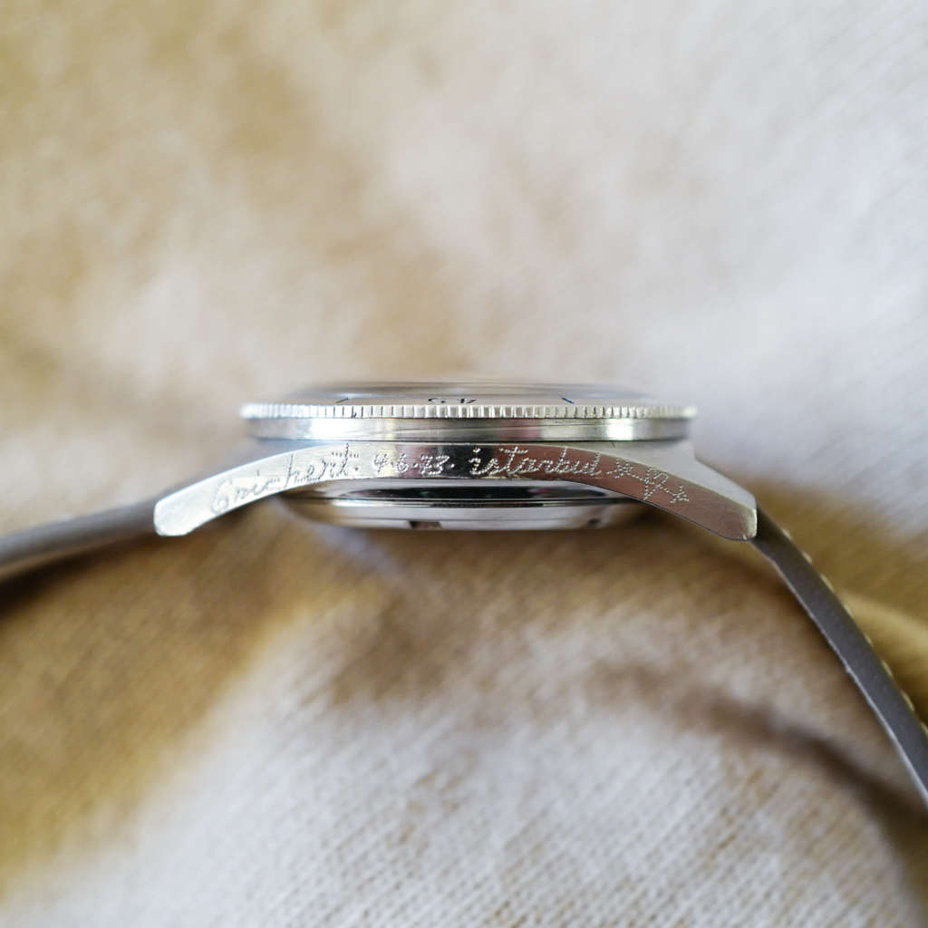 Montre cadran orange rouge de plongée automatique vintage Montre cadran orange rouge de plongée automatique vintage