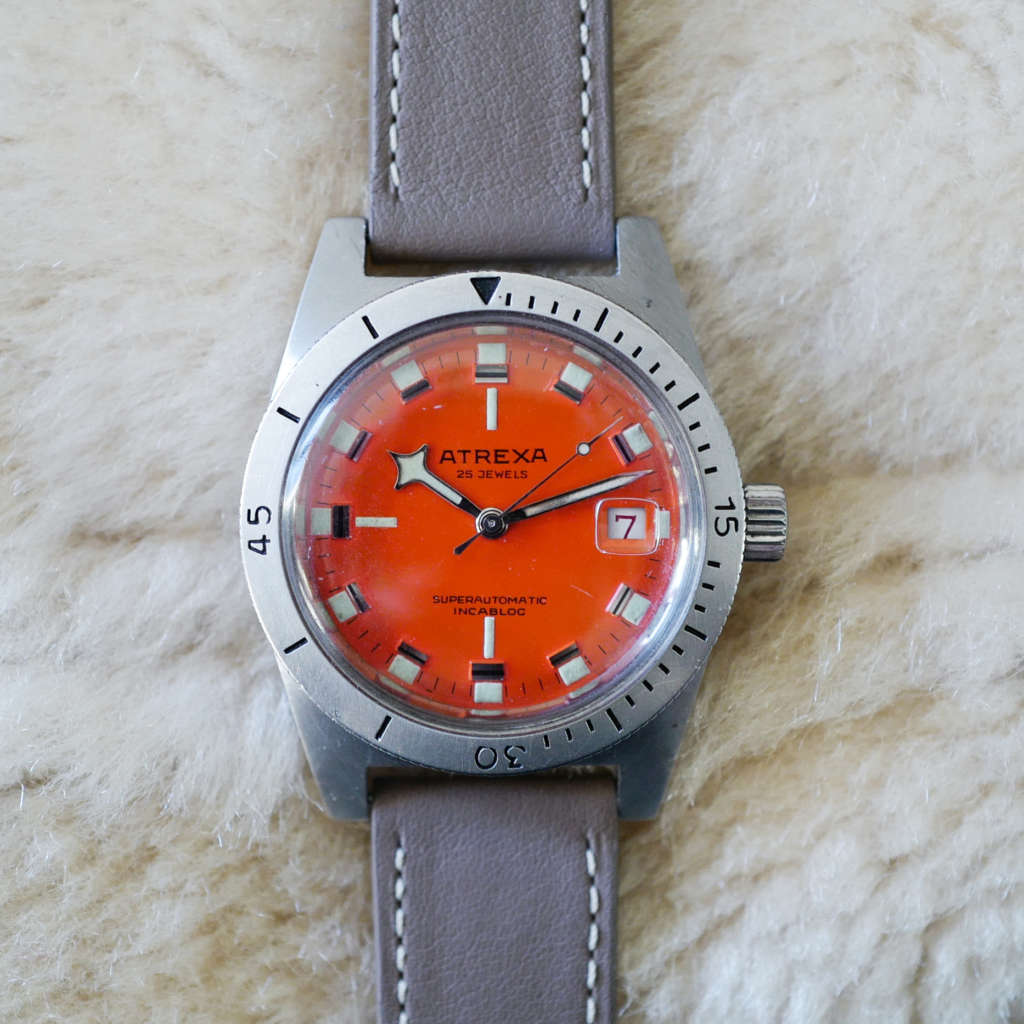 Montre vintage orange cadran vif Montre vintage orange cadran vif