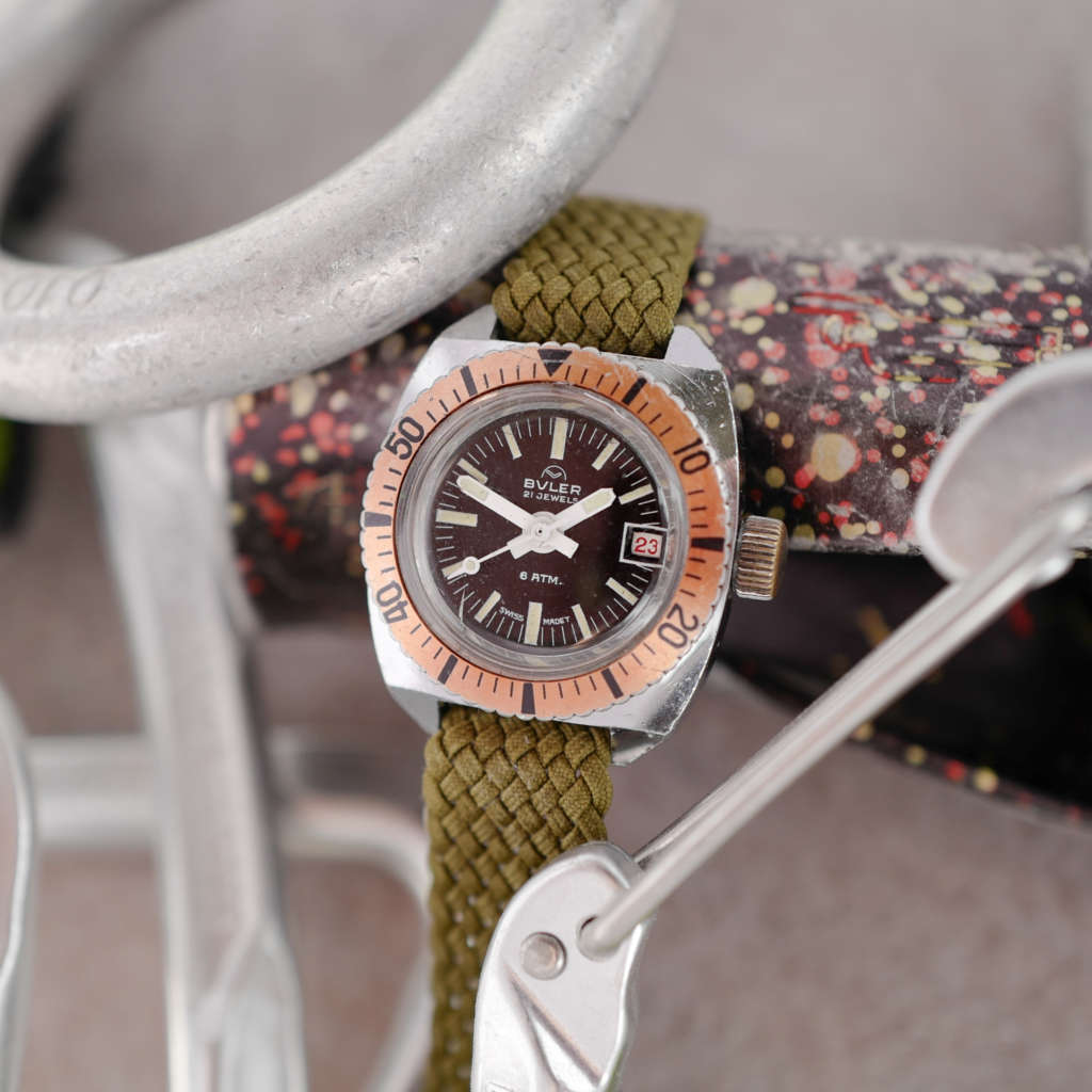 Montre ancienne pour femme mini Submariner