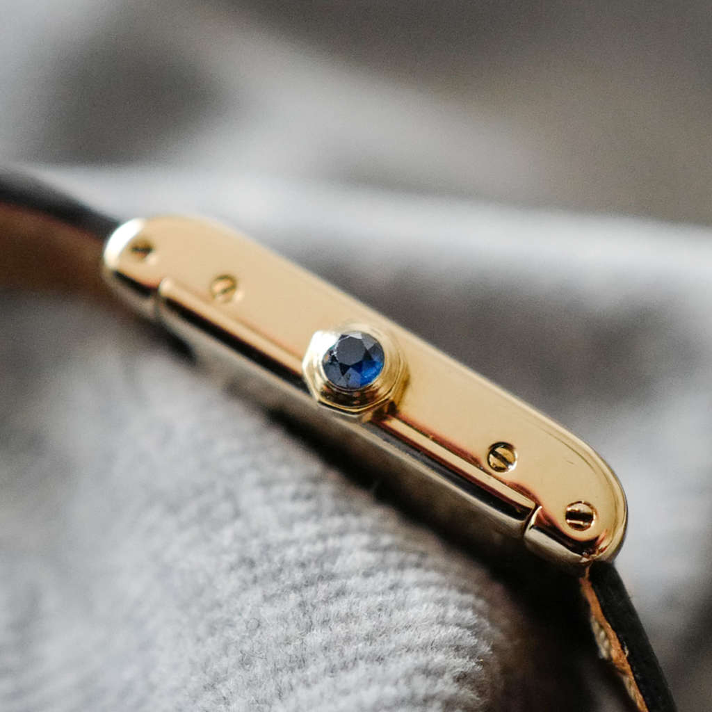 Montre Cartier ancienne or massif boucle déployante Tank Normale Montre Cartier ancienne or massif boucle déployante Tank Normale