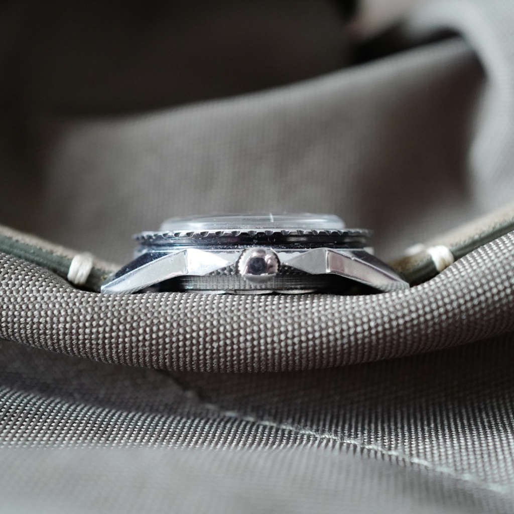 Montre vintage mécanique manuelle