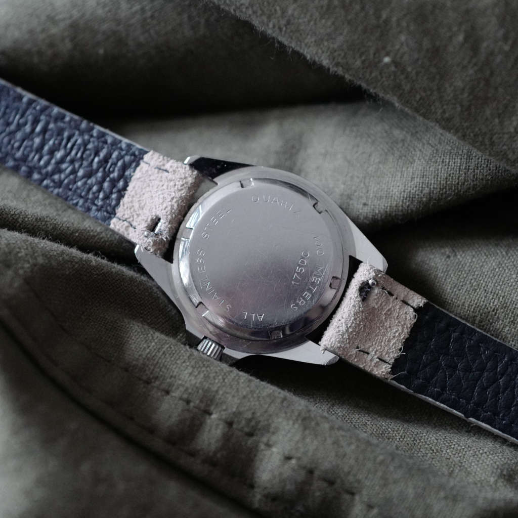 Montre vintage pour femme sport type plongée