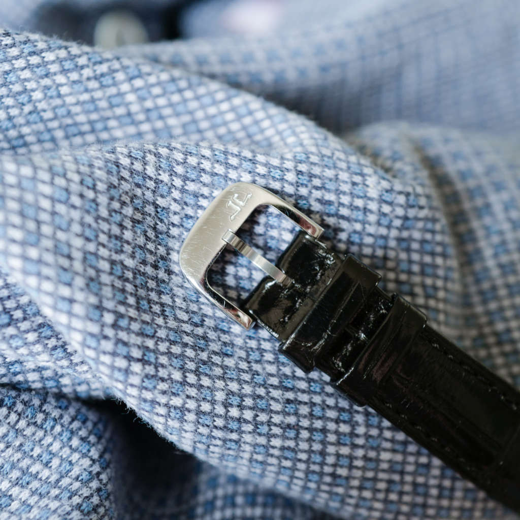 Jaeger LeCoultre ancienne mécanique cadran ronde blanc Jaeger LeCoultre ancienne mécanique cadran ronde blanc