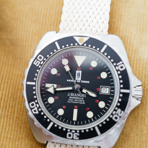 Jolie montre militaire française Armée de Terre