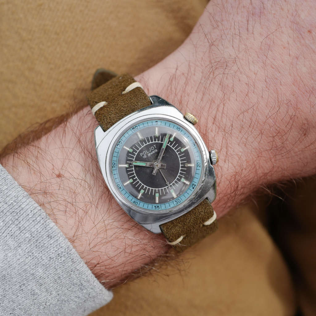 Montre Poljot alarme vintage URSS russe ancienne Montre Poljot alarme vintage URSS russe ancienne