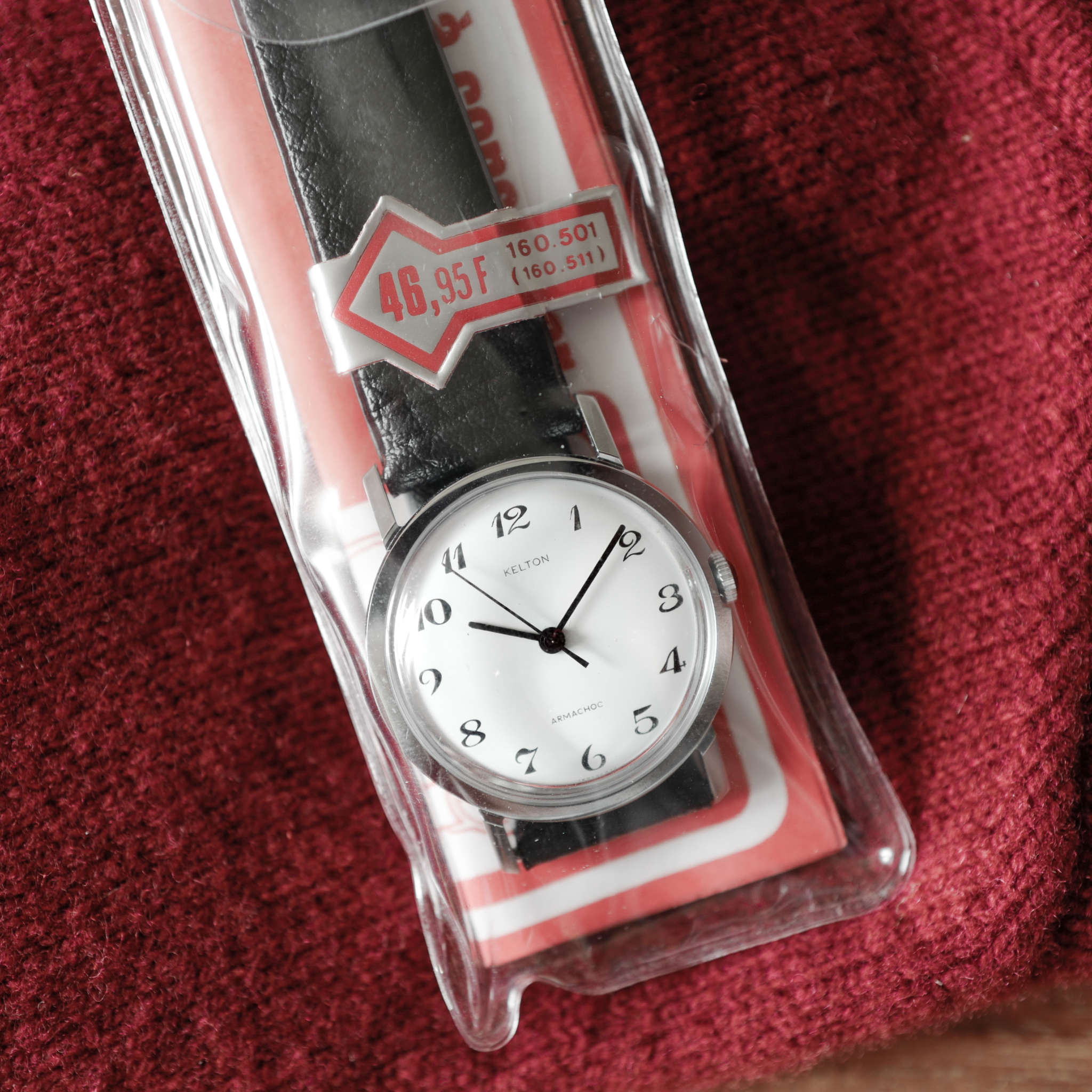 Ancien Bracelet de montre extensible Vintage An 70's neuf de stock ( 38