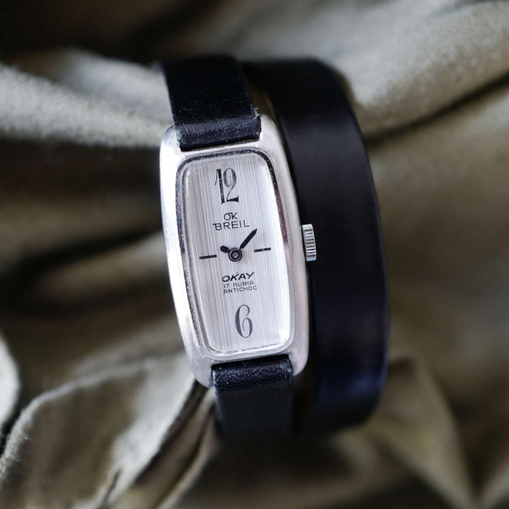 Montre vintage Breil double tour cuir noir pour femme