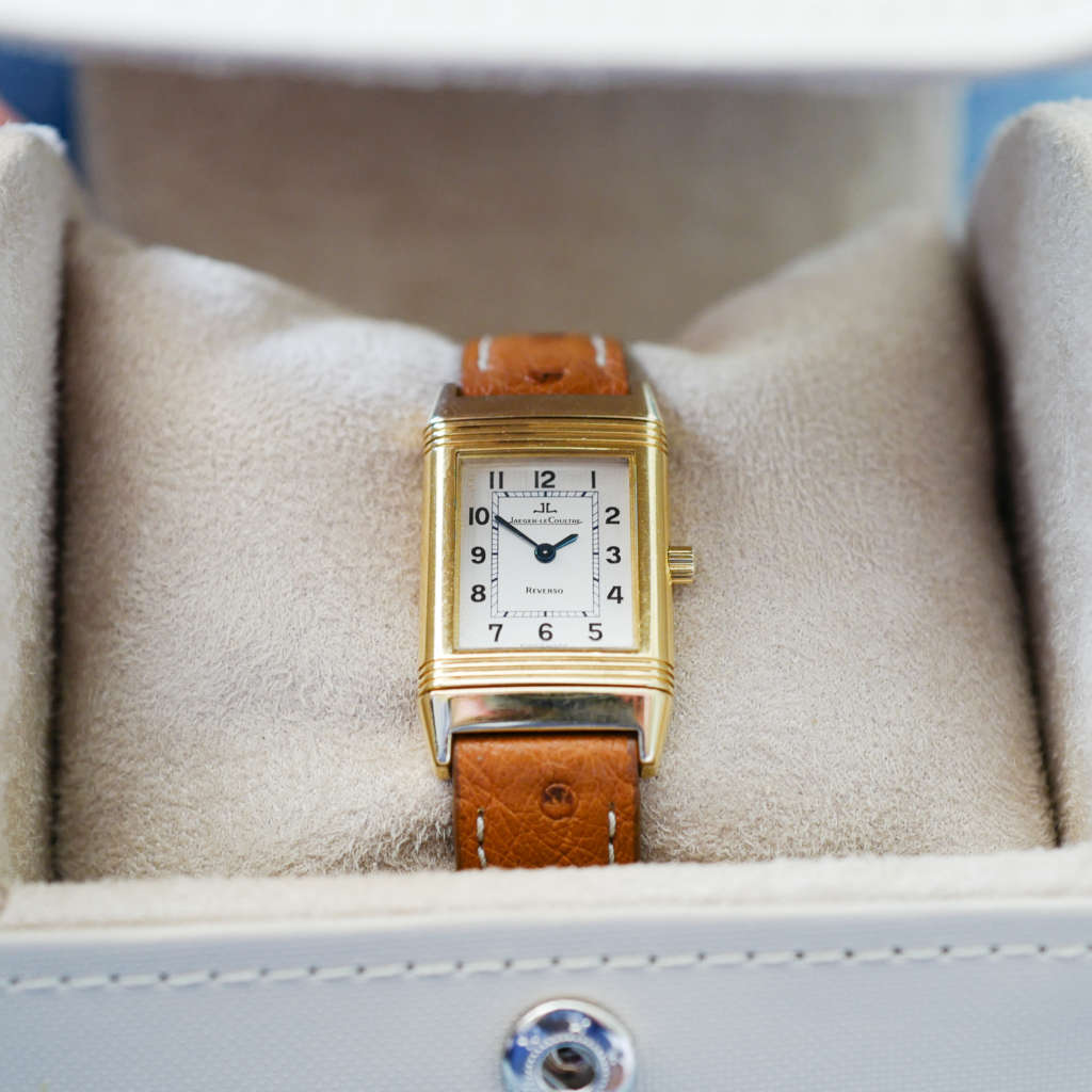 Jolie montre vintage Jaeger Lecoultre boite Jolie montre vintage Jaeger Lecoultre boite