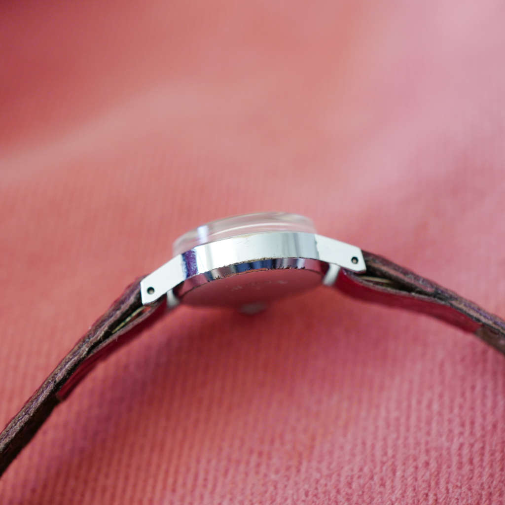 Mini montre vintage Tissot ancienne