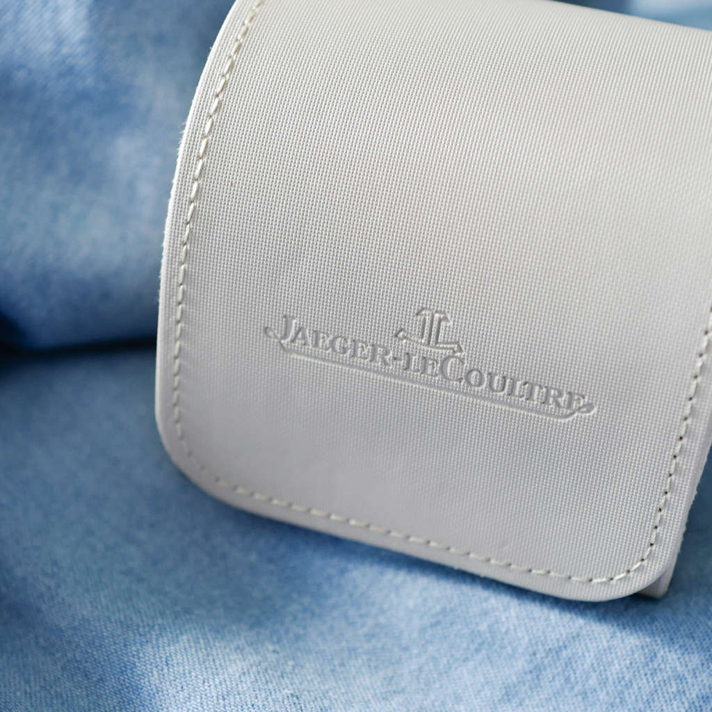 Montre ancienne Jaeger LeCoultre ancienne boite Montre ancienne Jaeger LeCoultre ancienne boite